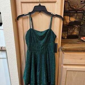 Emerald Green Shimmer Mini Dress with Spaghetti Straps City Studio - Size 3/4